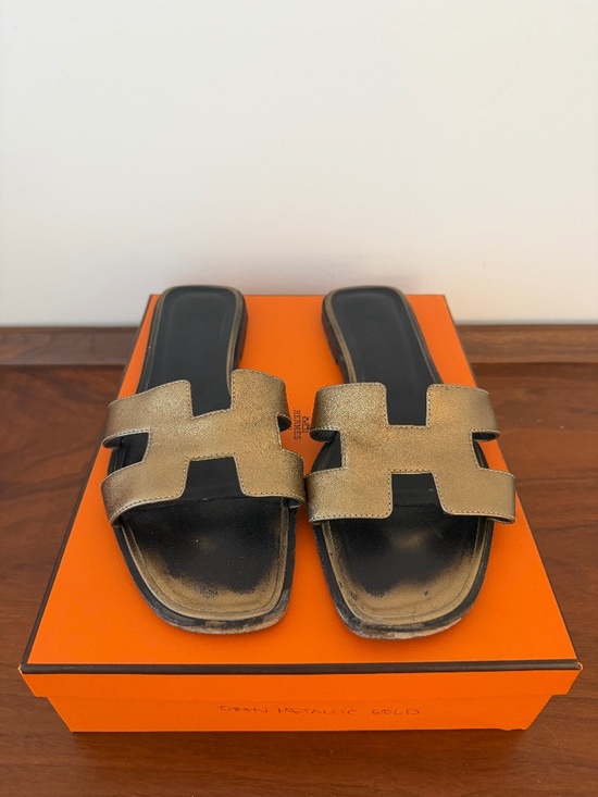 Hermes Gold Metallic Oran Sandals W 41 - Picture 1 of 3